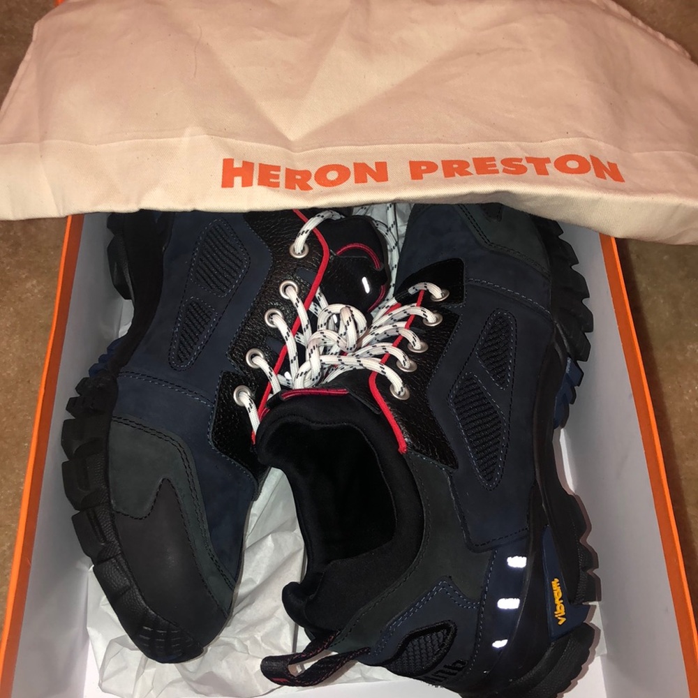 Heron Preston security sneaker size 42 9-9.5 US